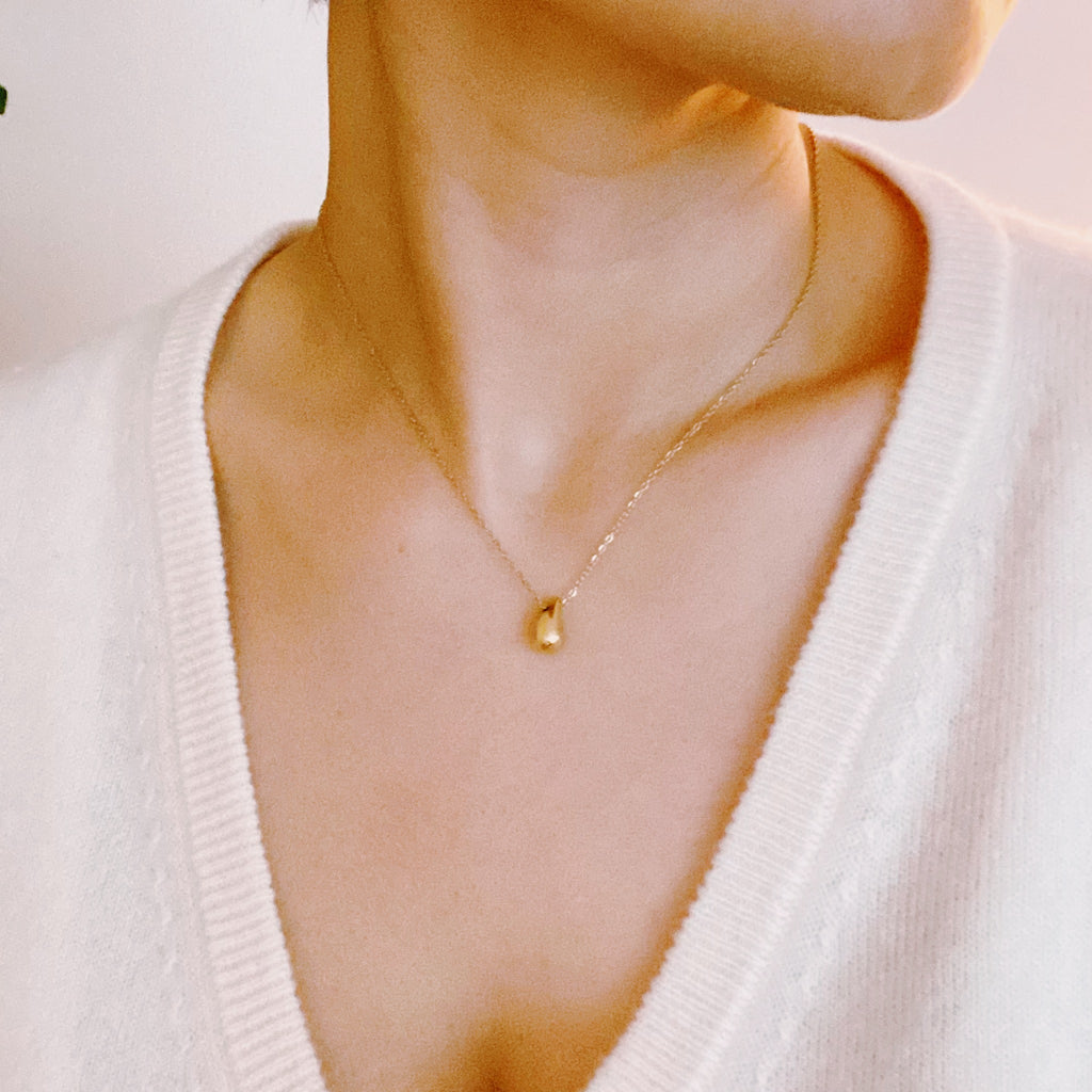 Mini Teardrop Gold Pendant Necklace