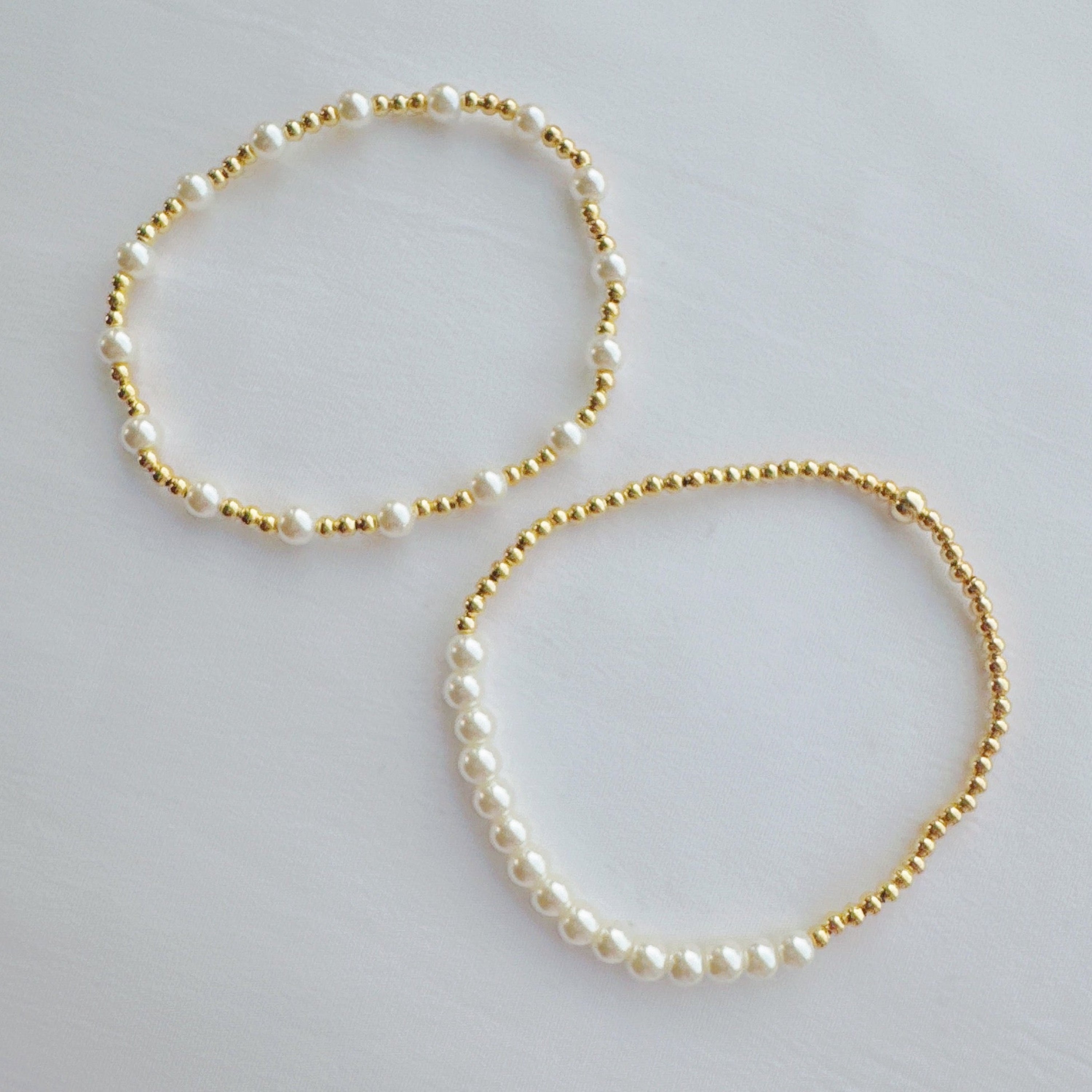 Pearl & Gold Stretch Bracelet Set – 2pcs