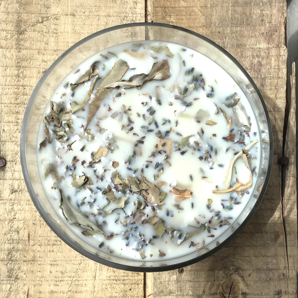 Lavender & White Sage 3-Wick Soy Candle – 42 oz