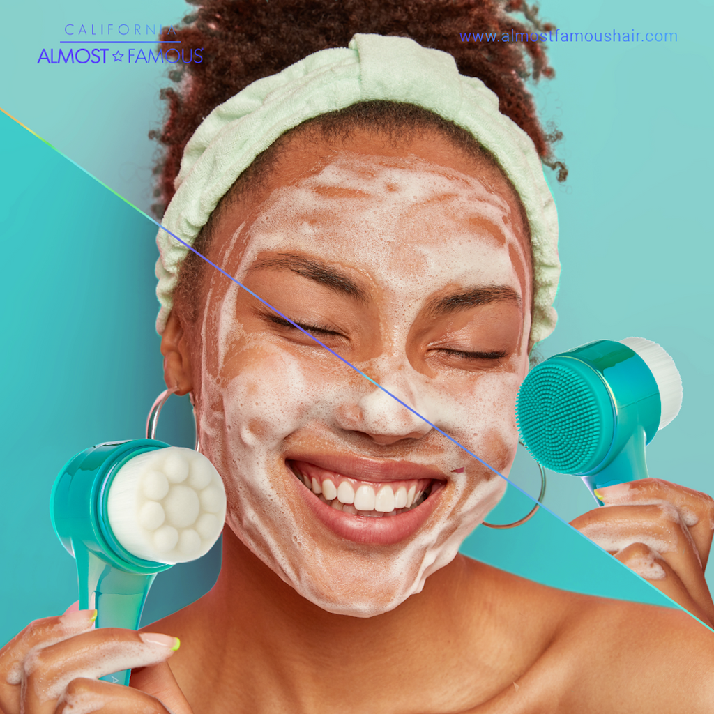 Almost Famous Clean Freak 2-in-1 Facial Cleansing & Exfoliating Brush